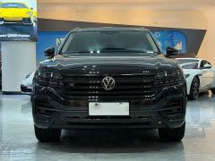 Volkswagen Touareg 3.0T Premium Classic Sports Suit - ფოტო 2