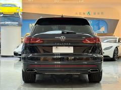 Volkswagen Touareg 3.0T Premium Classic Sports Suit - ფოტო 5
