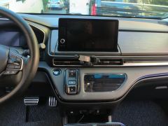 Honda Odyssey 2.0L Sharp Luxury Edition 7-seater - photo 17