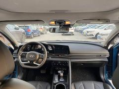 Hyundai Elantra 1.5L CVT TOP Flagship Edition - ფოტო 11