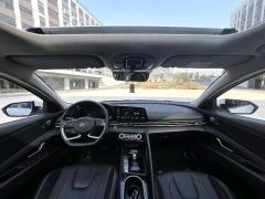 Hyundai Elantra 1.5L CVT Leading Edition - фото 5