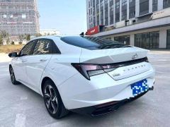 Hyundai Elantra 1.5L CVT Leading Edition - фото 9