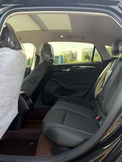 Volkswagen Magotan Edition 280TSI Version - ფოტო 8