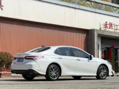 Toyota Camry 2.5G Luxury Edition - ფოტო 8