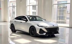 Changan UNI-V 1.5T Premium Sport - photo 3