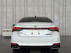 Toyota Avalon 2.5L Automatic Touring Prestige Edition - ფოტო 8