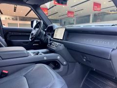 Land Rover Defender 110 3.0T P400 X-Dynamic SE - фото 9