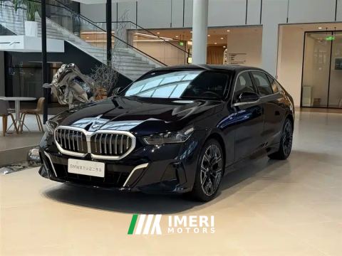 2026 BMW 5 Series 530Li Luxury M Sport Package - автомобиль из Китая