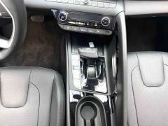 Hyundai Elantra 1.5L CVT Luxury - photo 11