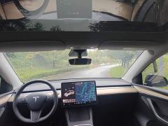 Tesla Model Y Standard Range RWD - фото 2