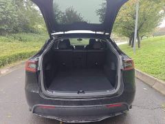 Tesla Model Y Standard Range RWD - фото 3