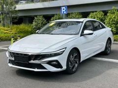 Hyundai Elantra 1.5L CVT Flagship Edition - photo 1