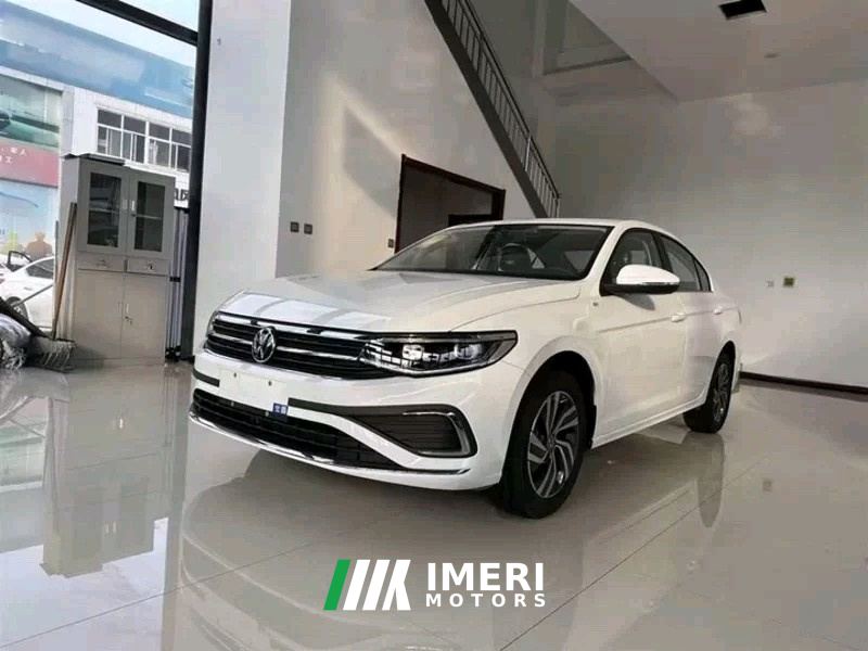 Volkswagen Bora 200TSI Edition