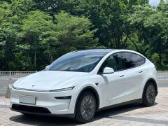 Tesla Model Y L 751km Long Range AWD - photo 1