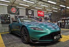 Aston Martin V8 Vantage F1 Edition Coupe - ფოტო 2