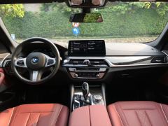 BMW 5 Series Facelift 525Li M Sport Package - ფოტო 11