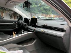 Geely Xingui 2.0T Luxury Version - фото 5