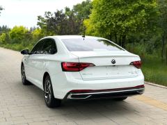 Volkswagen Jetta 280TSI Plus Edition - photo 11