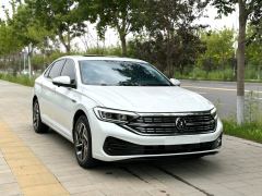 Volkswagen Jetta 280TSI Plus Edition - photo 3
