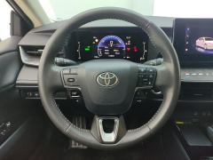 Toyota Camry 2.0GVP Luxury Edition - фото 18