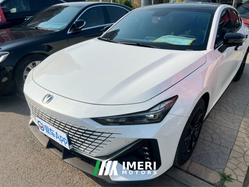 Changan UNI-V 1.5T Premium - car from China