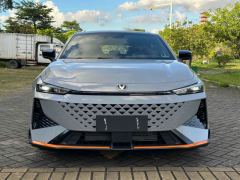 Changan UNI-V 1.5T Premium Sport - ფოტო 2