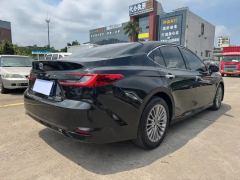 Toyota Camry 2.0E Elite Edition - photo 10