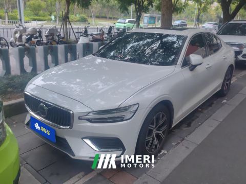 2025 Volvo S60 B4 Smart Luxury Edition - ავტომობილი ჩინეთიდან