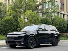 Li Auto L8 Ultra Smart Refresh Edition - ფოტო 1