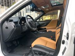 Lexus ES 260 Excellence Edition - ფოტო 5