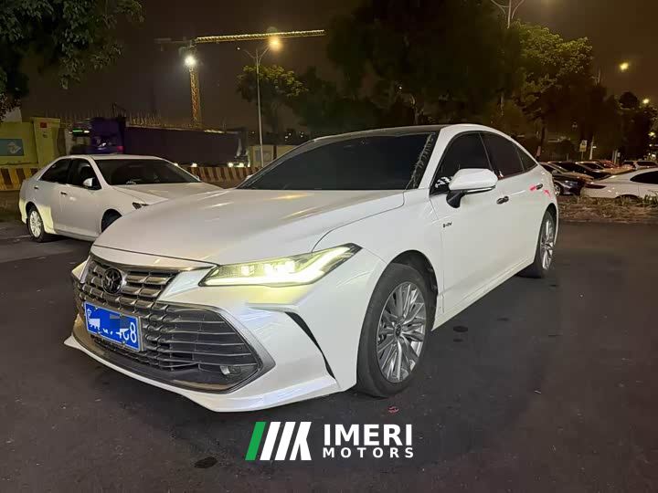 Toyota Avalon Hybrid 2.0L Luxury