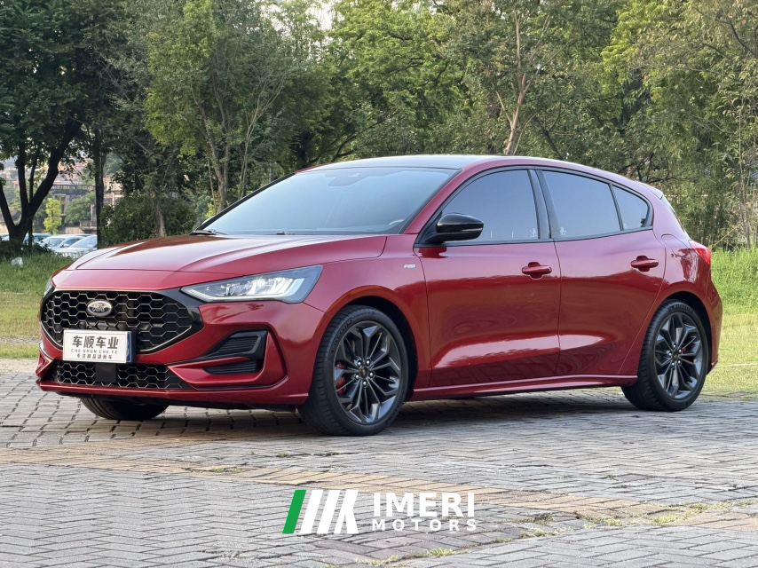 Ford Focus EcoBoost 180 ST-Line