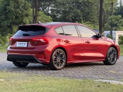 Ford Focus EcoBoost 180 ST-Line - ფოტო 8
