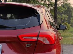 Ford Focus EcoBoost 180 ST-Line - ფოტო 9