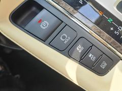 Toyota Alphard Dual-Engine 2.5L Luxury Edition - ფოტო 17