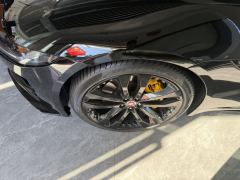 Jaguar F-TYPE P300 Hardtop R-DYNAMIC BLACK - photo 5