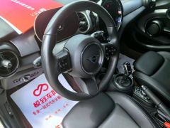MINI 2.0T COOPER S Artist Five-Door - фото 5