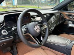 Mercedes-Benz E Class E 300 L Fashion Version - ფოტო 18