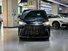 Lexus LM 500h Respect Edition 6-seater - ფოტო 2