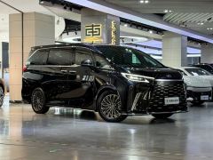 Lexus LM 500h Respect Edition 6-seater - ფოტო 3