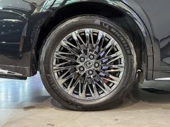 Lexus LM 500h Respect Edition 6-seater - ფოტო 5