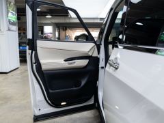 Lexus LM 350h Edition 7 - фото 17