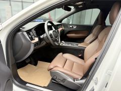 Volvo XC60 B5 AWD Smart Remote Luxury Edition - ფოტო 11