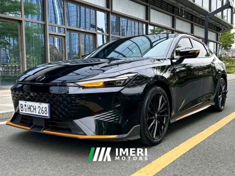 2022 Changan UNI-V 1.5T Dual Clutch Sport Edition - car from China