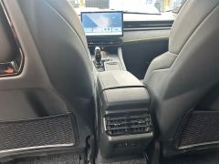 Lynk & Co 03 2.0T T5 Dual Clutch 2WD Strong Pro 5-seater - ფოტო 8