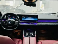 BMW 5 Series 530Li Premier Luxury Package - ფოტო 12