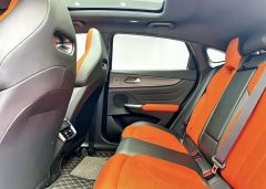 Changan UNI-V Third Generation 2.0T Dynamic Engine Edition - ფოტო 8