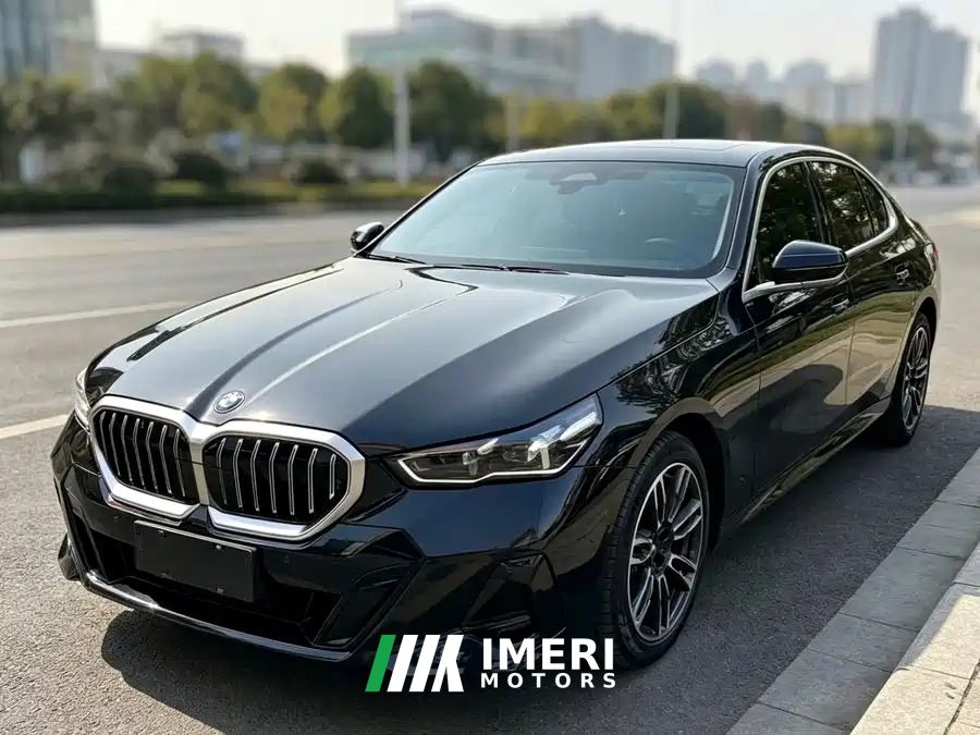BMW 5 Series 525Li M Sport Package - ავტომობილი ჩინეთიდან