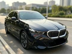 BMW 5 Series 525Li M Sport Package - ფოტო 3