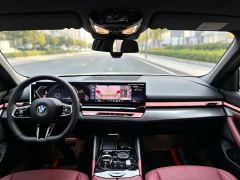 BMW 5 Series 525Li M Sport Package - ფოტო 5